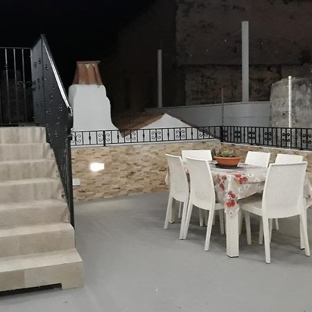 Вилла A Casa Di Monia Феллине Экстерьер фото