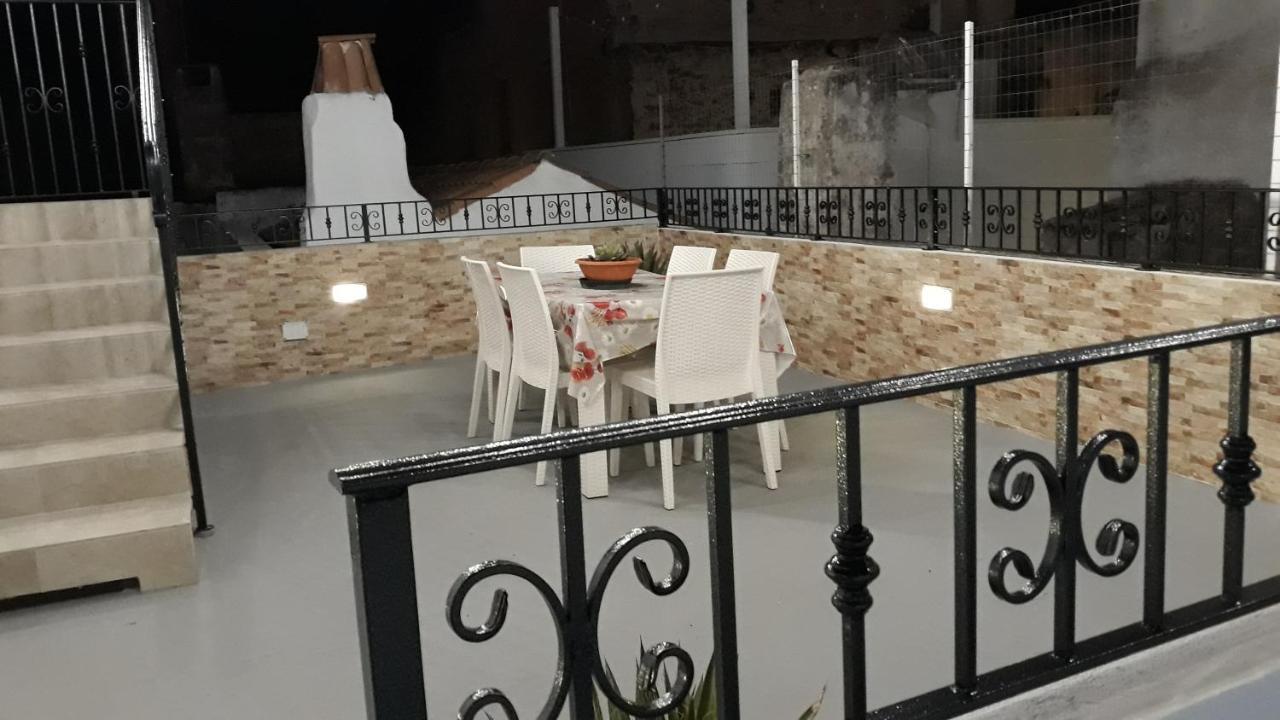 Вилла A Casa Di Monia Феллине Экстерьер фото